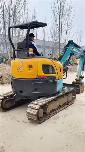 Kubota 30 mini excavator, on-site test drive video. #miniexcavator #excavator #kubota