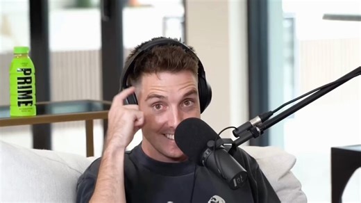 Lazarbeam reveals someone likely made millions because fans kept misspelling his Fortnite creator code“There’s actually a guy that has code lazer and cause kids… full respect, thanks for watching but they’re stupid, right?”“They all spell the code as lazer not lazar. I don’t know how much that guy has made but I reckon he’s made millions… I reckon he could be over 8 figures”“Fortnite won’t tell me who he is or how much he’s made. I reckon I’ve retired his lineage”
