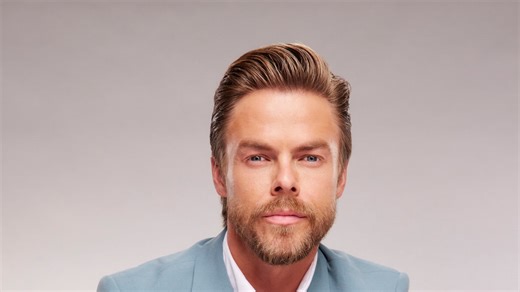 Derek Hough Tapped to Host ‘Extra’ Season 32!