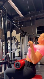 33K views · 953 reactions | Standard training day = Strong is sexy  | Sarah Bäckman | Facebook