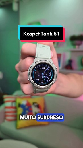 Galera, esse aqui é o Kospet Tank S1!! Um Smartwatch com certificação IP69K e Tela AMOLED de 1,3”!! Uma marca que eu não conhecia, mas me surpreendeu bastante!! Em breve vídeo completo dele no canal e quem quiser o link é só comentar “EU QUERO” que a gente manda no Direct!! #review #smartwatch #kospet #tanks1 @KOSPET