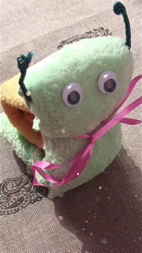 making snail 🐌 from towel #artandcraft #craftideas #craft #crafts #shortsfeed #shorts #ytshorts