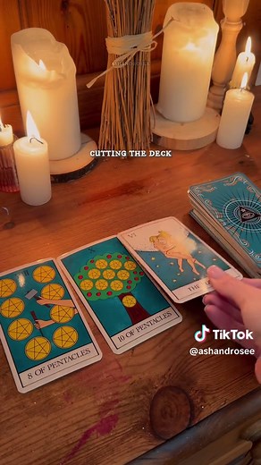 How to Shuffle Tarot Cards: 7 Easy Ways for Beginners