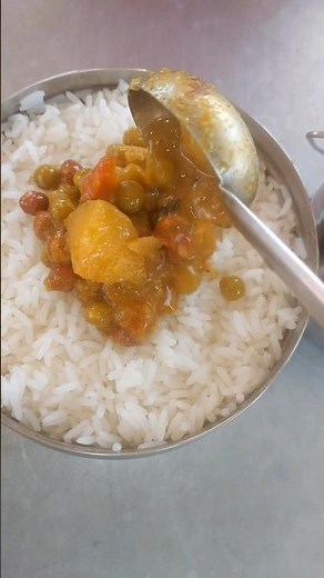 “White Rice + Veg Kuzhambu 😋 Village Style Lunch | GVS Shorts 🔥”