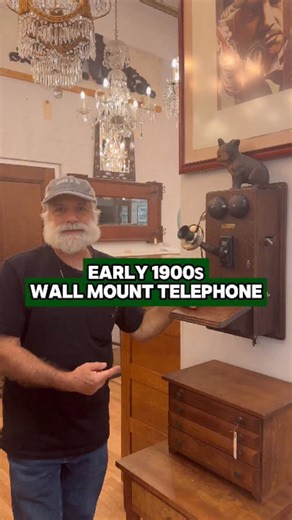 Fantastic early 20th century telephone with original battery cells, patented in 1894 by Western Electric, available for sale at our midtown Manhattan showroom! This piece is in gorgeous shape. Give us a call to purchase! 📍333 W 52 St., New York, New York 🌐 ogtstore.com 🚛Shipping available everywhere 📐9 in. W x 13 in. D x 20 1/4 in. H #oldegoodthings #antiques #antiquestore #antiqueshop #antiquefurniture #interiordesign #architecturalsalvage #westernelectric #telephone #antiquetelephone #wall