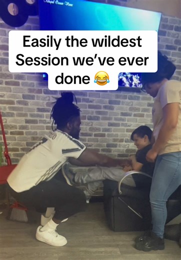 Where there is a will there’s a way. Spinning haircuts should be taught in schools 😂 shout out to the boy Elijah! _______________________ Donate towards sensory friendly haircut experiences via Go fund me https://gofund.me/cd3f8457 LINK IN BIO Weighted capes available on Amazon or our website www.theweightedcape.com Add more fidgets, toys, and sensory tools to sensory session by purchasing an item of our Amazon wish list bit.ly/42kass2 (LINK IN BIO)