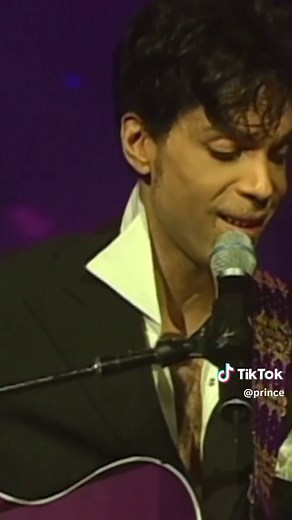 Exploring Track 10 'On the Couch' from Prince's Musicology Album