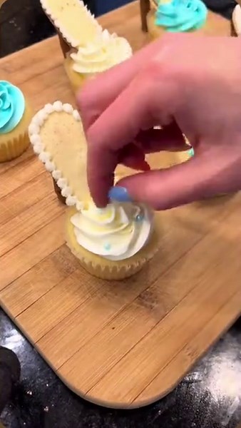 Delicious High Heel Cupcakes Recipe