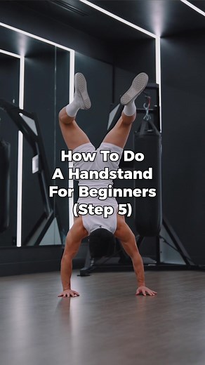 How To Handstand For Beginners: Step 5 Scissor Method Tutorial