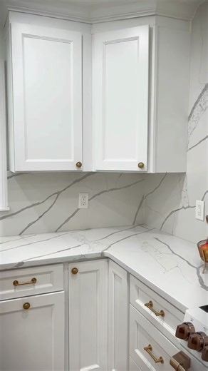 Sharing my ultimate bug-busting secret! @Zevo I’m obsessed with Zevo Flying Insect Trap and Insect Killer Spray! No stinky odors, no annoying buzzing—just pure bug-fighting bliss! The trap's special UV blue light system lures in those pesky flies, big or small! And guess what? When used as directed, the spray is totally safe around my loved ones, furry pals included! With Zevo, my home is a bug-free sanctuary! Sayonara, unwanted critters! #ZEVOit #ad