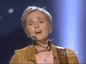 vidoemo-emotional-video-unity-Melissa Etheridge & Patti Grif