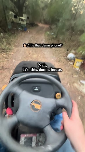 Floof Wolf (@floof.wolf)’s videos with original sound - 😽🌝 𝔄𝔯𝔩𝔶🌚😽