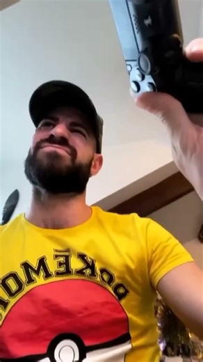 gamer Bro #farting while playing. 😁🤣 #men #funny #gamer