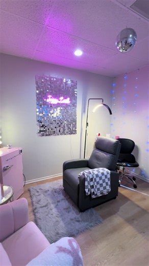 Come set up my lash room for a client! #lbklashes#lubbocktx#806#lashtech#foru