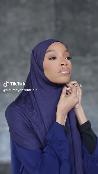 Saw this on @DUNYA and I loved it!! So simple and elegant. Full chest coverage. 🫶🏽 #fyp #tutorial #hijabtutorial #viral #foryou