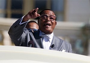 Farrakhan to Speak in Iran at Rally Celebrating Islamic Revolution
