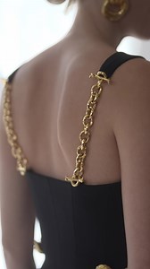 203K views · 7.3K reactions | A READY-TO-WEAR PROCESS A glimpse behind the scenes of Schiaparelli Spring/Summer 2023 by Daniel Roseberry film Christophe Tiphaine sound design Ben Brunnemer. | SCHIAPARELLI | Facebook