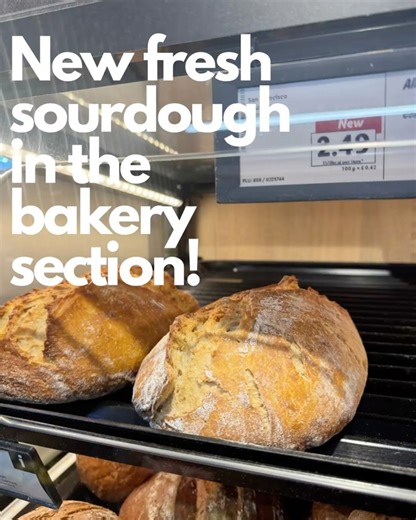 Molly Cunningham | Nutritionist 👩‍⚕️🩷🌱 on Instagram: "Nutritionist Reviews What’s New Part 5 @lidlgb edition 🥰🩷🛒🎄🥗 I don’t go to Lidl often enough but popping in to see what’s new has made me realise I need to go more!! They have some absolutely bargains and lots of lovely UPF free finds too! I was so impressed with their variety!!🥰 I picked up the Nakd bar dupes- the salted caramel is amazing!! Also tried the new bakery sou