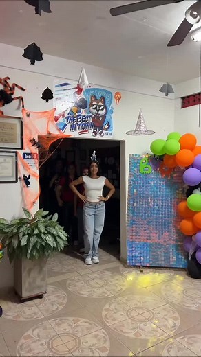 Teachers' Halloween Parade at @macarthuracademy_jamundi #thebestinyown | Macarthur English Academy Cartago