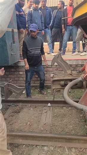 Train Coupling System or Connection of Bhog with Inj. #shorts #train #coupling #flypシ #usa