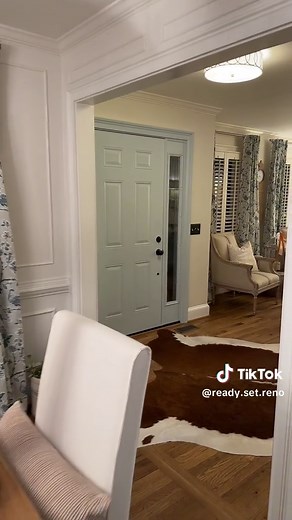 Comparing Snowbound and White Heron: The Best White Paint Colors!