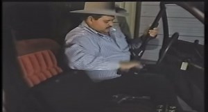 Nomas por que es viernes 🍺 Los Huracanes del Norte Doble Fondo La canción en el video suena mucho mejor que en disco y más si lo conectas a un dispositivo de sonido #corridos #LosHuracanesDelNorte #musica #norteña | Corridos Bien Hechos