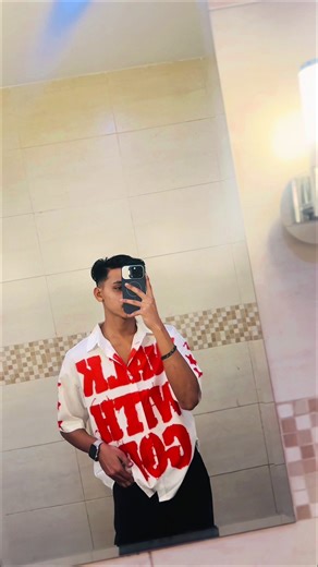 ‏🤍🥹💐 - - #outfitcoloredguy #foryou #tiktok #trending #foryoupage✅