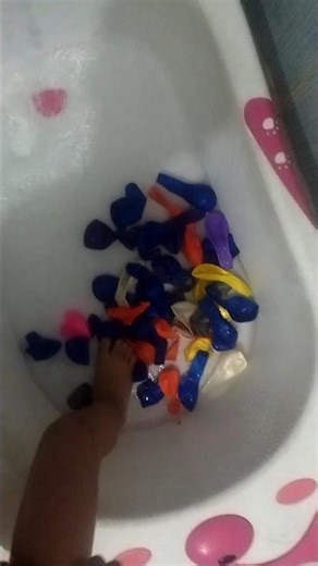 Water-Balloon Bath Time💧🎈#balloons #kids #funny