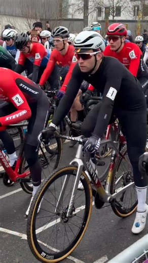 @lucascyclingblog on Instagram: "Yesterday something extraordinary happened at the German National CX Championships. Marcel Meisen came out of retirement just to win his 10th national CX title. He was not riding a single race in a year apart from the NRW Championship at the beginning of December 25 which also qualified him for the nationals. Wow. 🤯 But there was also another story from this race, unfortunately a disappointing one for Luca Harter. Luca Harter of the Stevens Racing Team was among