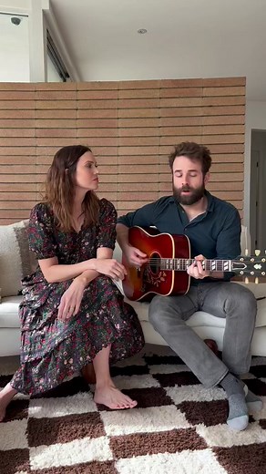 Mandy Moore Duet - Little Dreams Acoustic Performance