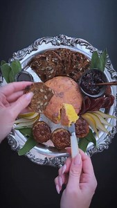 The Harvest Moon Plate 🌝 honoring the full lunation closest to the autumnal equinox 🎃 featuring Willoughby from @jasperhillfarm (reaper-washed Fire on the Mountain version, perfect for Monday’s Aries full moon), rosemary @raincoastcrisps, lotus seed moon cakes, bresaola, pears, roasted grapes, chestnut honey, and sage 🌿 | Cheese Sex Death