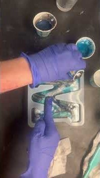 Standing Resin Letters #Resin #Epoxy #ResinArt #DIY ￼