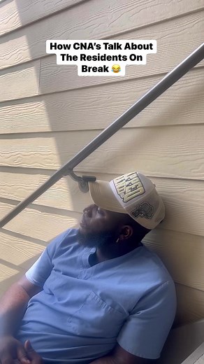 How CNA’s Talk About The Residents On Break 😂 #onbiggrits #comedy #cnahumor #nursehumor | Entertainer Floss The Mack