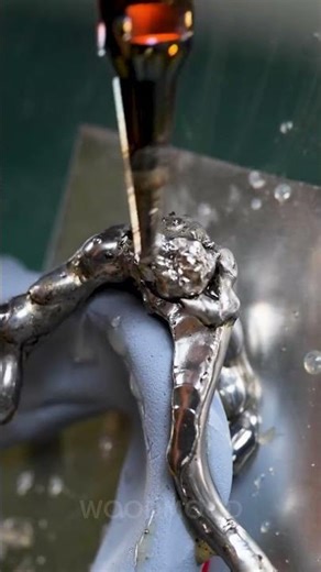 She turned simple materials ✨ into an ear accessory 😲