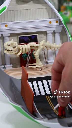 Exploring the Yoshi and Mario Set: A Playable Delight