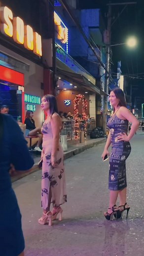 Exploring the Beauty of Women in the Philippines