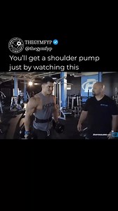This exercise works your front shoulder Comment “CBUM” and I’ll send you the 8 day workout split Cbum used to win his 5th Olympia @hanyrambod @jeremy_buendia | Thegymfyp