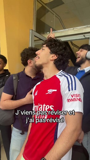 Tu viens réviser ou t'as déjà révisé ? — réaction d'étudiant en L1 médecine