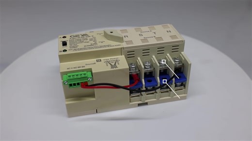 GEYA W2R-100 Din Rail Power Transfer Switch OEMS ATS Switch ATS 2P 3P 4P 100A AC 220V 4P 63A ATS PC Transfer Switch