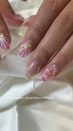 Sooo cuteee and girly! 🌸✨ 📍Orange County Nail Artist DM me on instagram @moonbeannailstudio for any inquiries or to book and appt with me! #nailtech #ocnailtech #ocnails #orangecounty #nailinspo