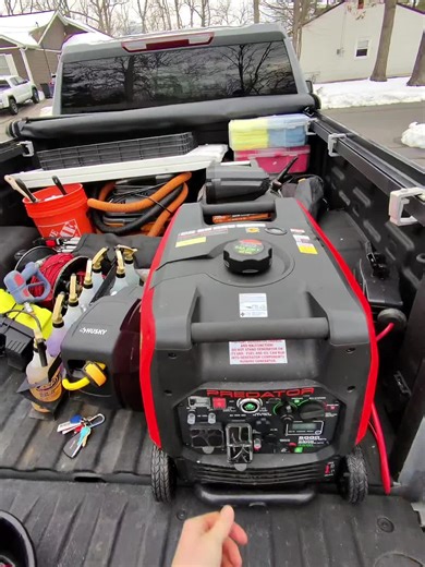 Day 17 🙌 BTS changing oil and spark plug on generator! It’s key to running a business is having machines which run well! Without having high quality machines and maintaining them like new stuff is gonna break! Keep up on the machine and treat them like new and they will treat u well! #DocsDetailing #DocsDetails #cars #mobiledetailing #fypシ゚viralシ