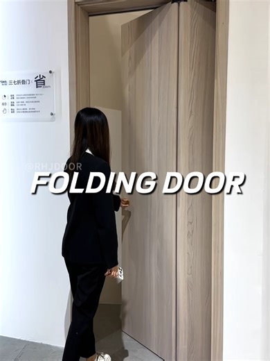 🔑 Space-Saving Hero for Small Homes Compact 3:7 Folding Door | 90° wall-flush fold | 100% trackless No more messy tracks, no wasted space!#door #wooddoor #woodendoor #foldingdoor #slidingdoor #doorfactory #doors #chinesefactory