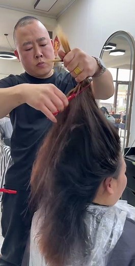 Weird Haircut: Barber’s Expert Technique! #hairstyle #style #wig