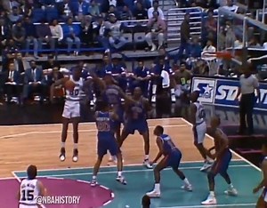 62K views · 1.1K reactions |  Un día como hoy, pero de 1994, David Robinson conseguía el que hasta ahora es el último cuadrúple doble en la #NBA  34 PTS | 10 REB | 10 AST | 10 BLQ | NBA LATAM | Facebook
