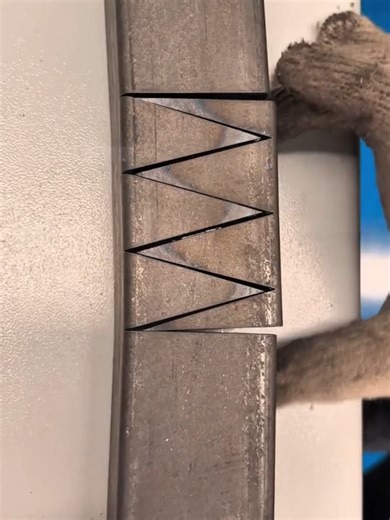 Laser tube cutter source manufacturer! Follow me to learn more. #lasercutting #lasercuttingmachine#pipelasercuttingmachine #squaremspipecuttingsolution #cutoffmachine #lasercutter #laserpipecuttingmachine #lasercuttingmachinemeta #lasercuttingmachines #tubecuttingmachine