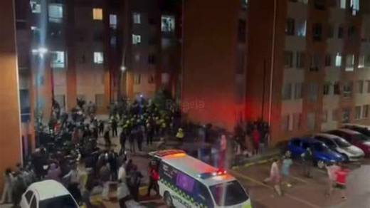 Policías atropellaron gente y luego echaron gases, todo para llevarse protegido a un violador de niños. ¿Será que ahora sí la gente que los defiende siempre entiende que su violencia es desproporcionada y criminal?