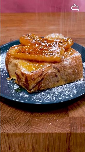 Le duo pain perdu et banane flambée 🤤