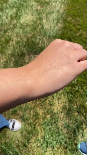 Here is a video on how to use the Glitter Sticks! These are great for applying on their own or over makeup. They smell great and feel great on the skin 🥰 available in over 27 colors! get yours at the link in our bio! #iloveglitter #artfactory #facepainter #smallbusiness #festivalglitter #facepainting #facepaint #festivalfashion #festivalmakeup #glitter #handmade #makeup | Art Factory Studio