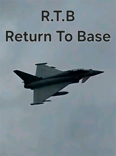 Typhoon Exiting The Loop To Return To Base #machloop #avgeek #aircraft #aviation #eurofighter