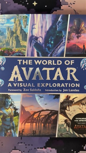 Avatar Latinoamérica 🌎 on Instagram: "El Mundo de Avatar: Una Exploración Visual! Este libro muestra un vistazo profundo al mundo de Pandora y los Na’vi. Una joya para todo el que desee conocer este mundo en detalle. . . . . . . #avatar #avatarlatino #jakesully #neytiri #navi #pandora #jamescameronsavatar #avatarespañol #avatarfan #avatarpelicula #avatarfanpage #avatarlogo #avatarsecuelas #pandora #elcaminodelagua #thewayofwater #fireandash #avatarfireandash"